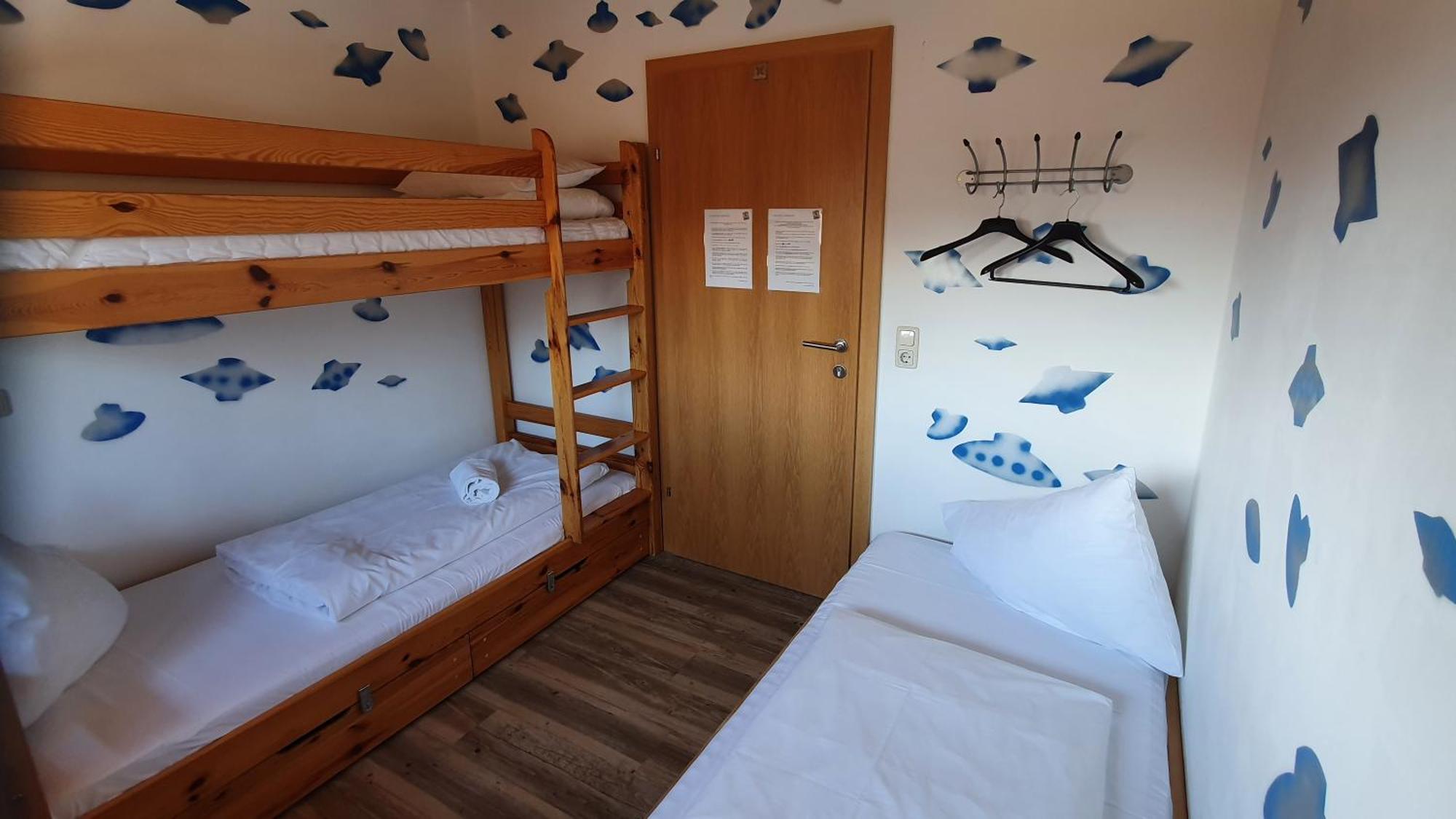 Alpking Hostel เอลล์เมา ภายนอก รูปภาพ