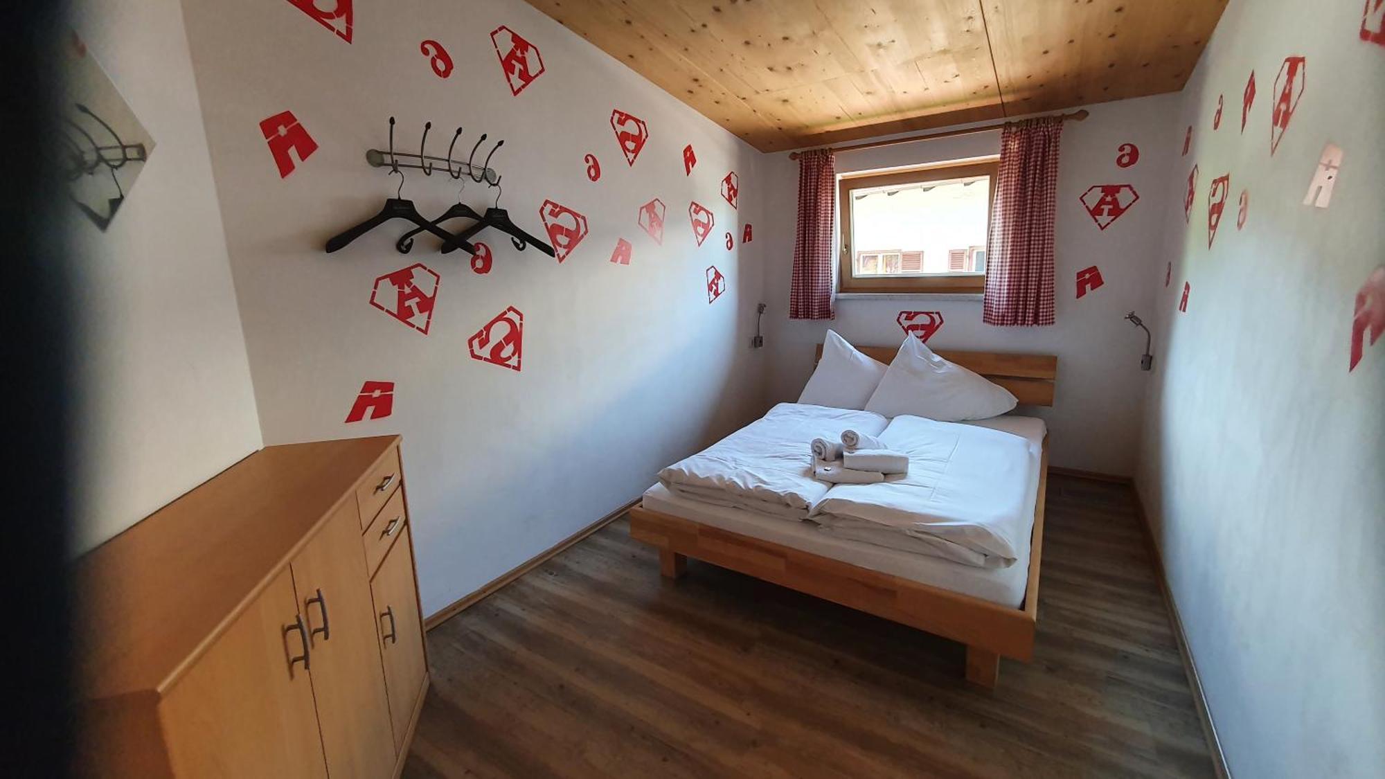 Alpking Hostel เอลล์เมา ภายนอก รูปภาพ
