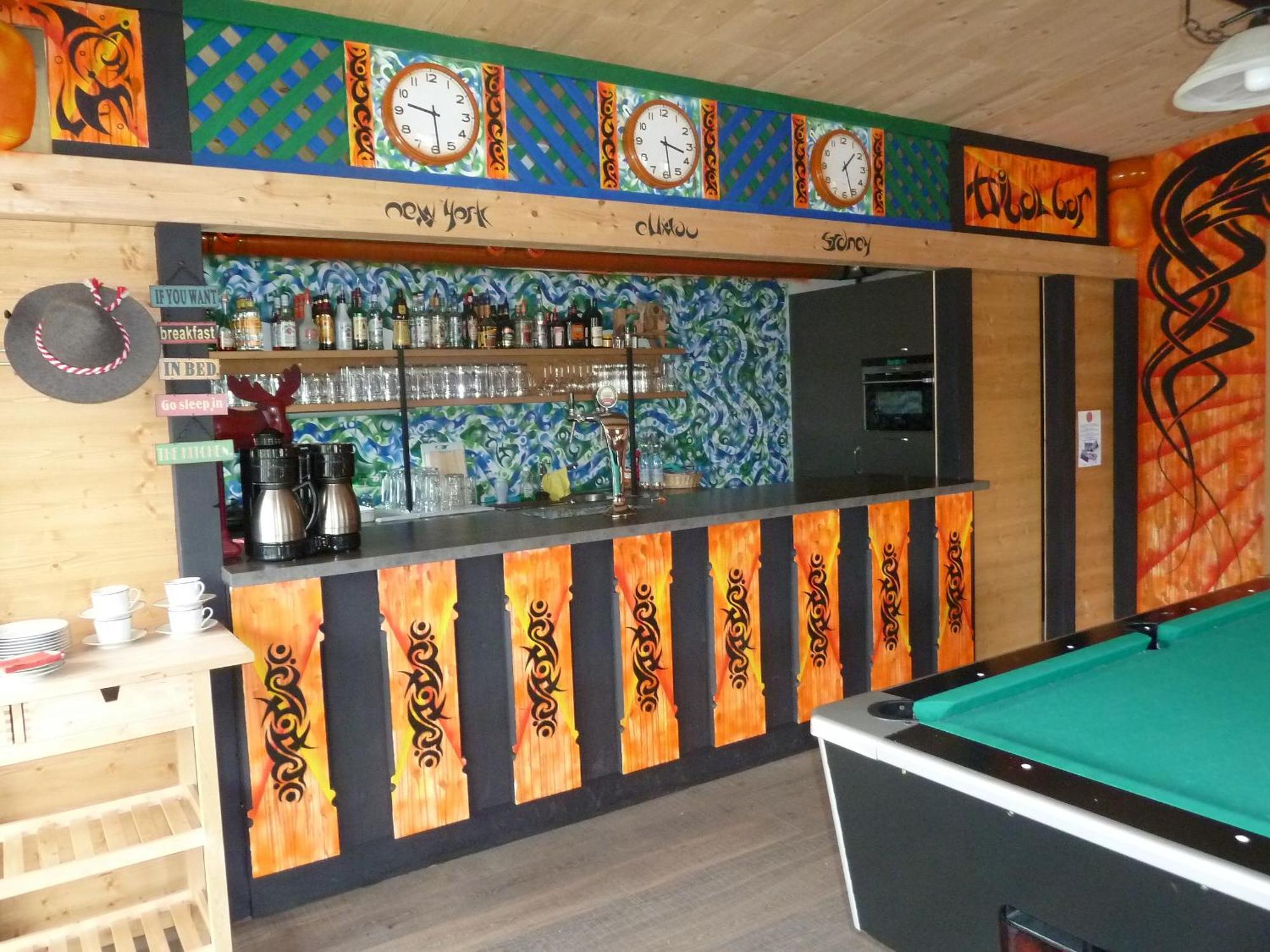 Alpking Hostel เอลล์เมา ภายนอก รูปภาพ
